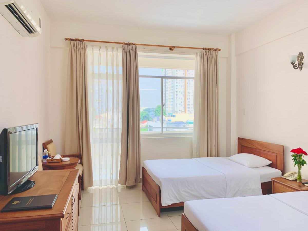 Tan Son Nhat 2 Hotel Cidade de Ho Chi Minh Exterior foto