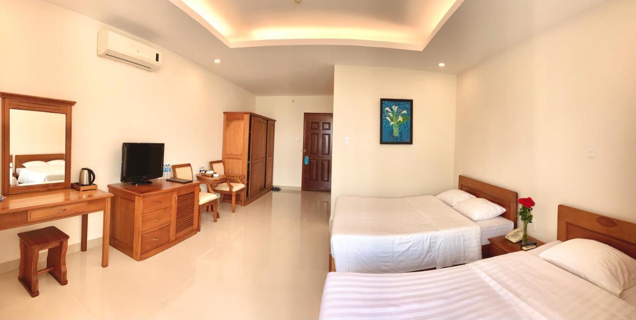 Tan Son Nhat 2 Hotel Cidade de Ho Chi Minh Exterior foto
