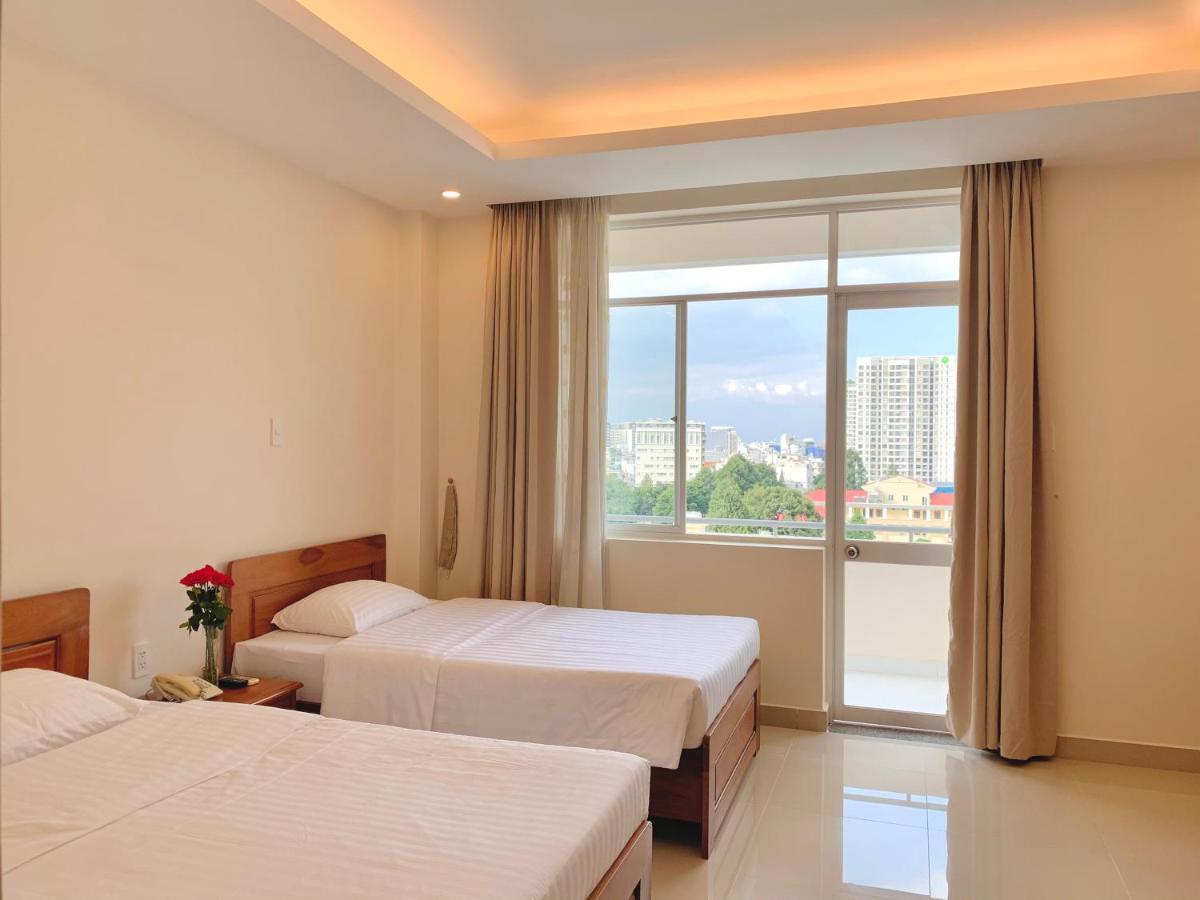 Tan Son Nhat 2 Hotel Cidade de Ho Chi Minh Exterior foto